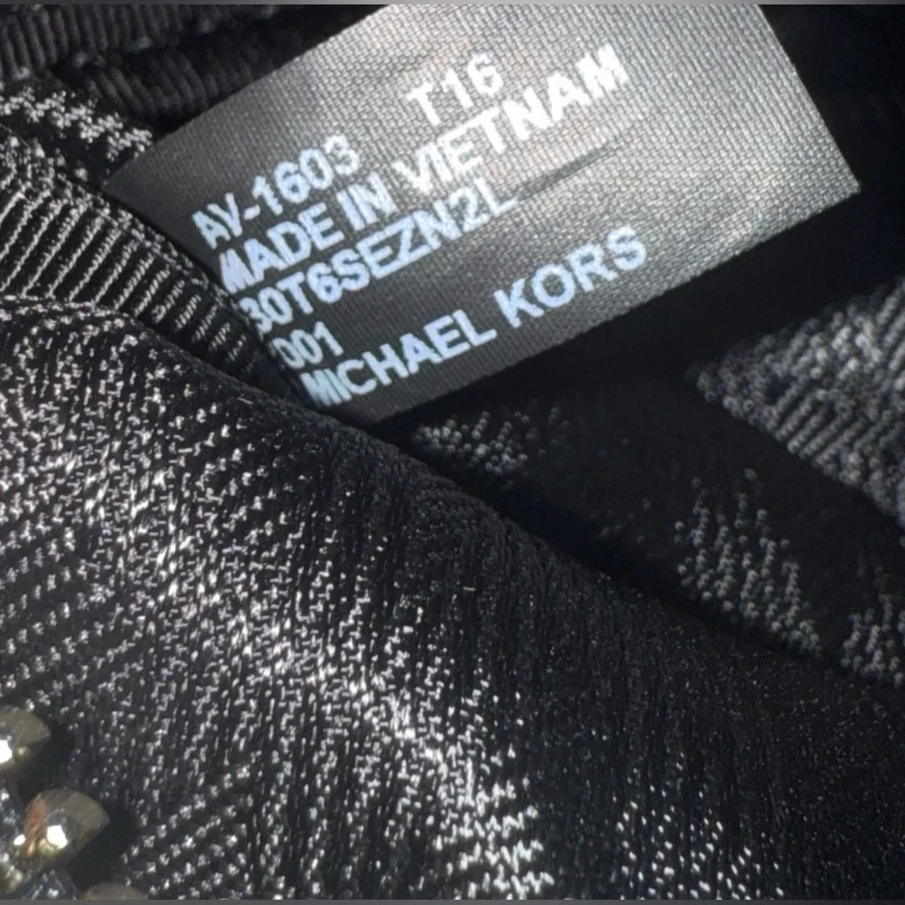 Michael Kors Quilted Black Leather Belt Bag - Picture 6 of 12